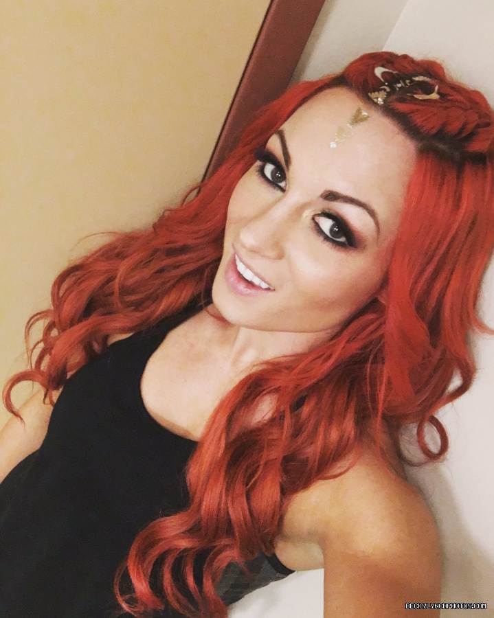 BeckyLynchWWE-0725066253837189122-20160426_155720-img1.jpg