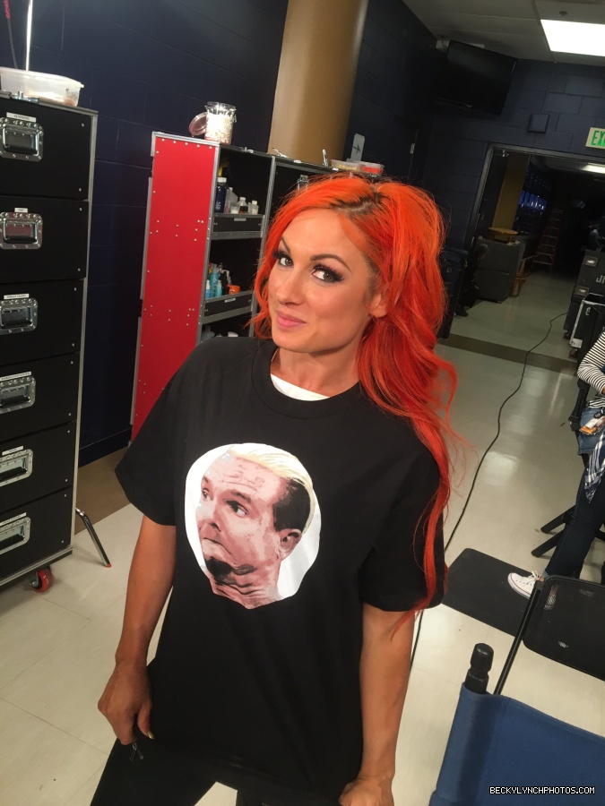 BeckyLynchWWE-0788535615981694976-20161018_192155-img1.jpg