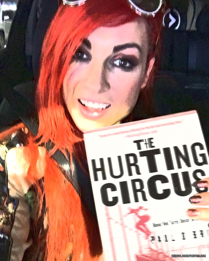 BeckyLynchWWE-0864270507297865729-20170515_190520-img1.jpg