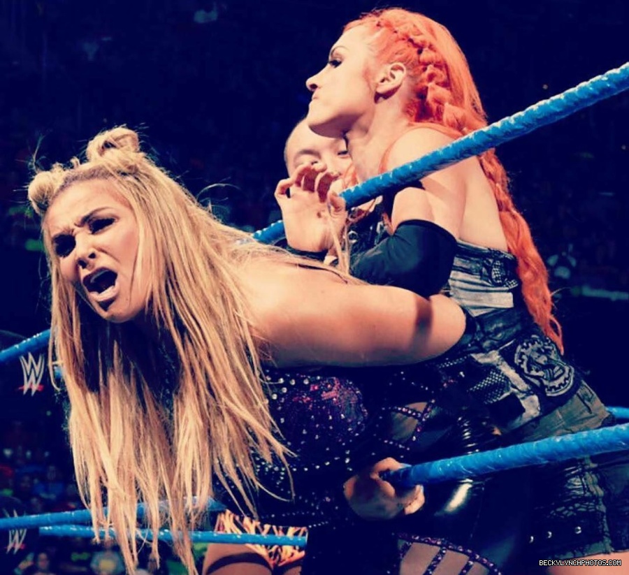 BeckyLynchWWE-0896348714381451265-20170812_073241-img1.jpg