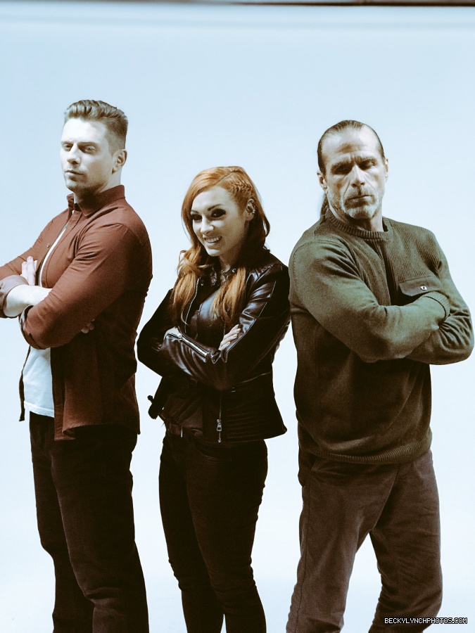BeckyLynchWWE-0939564693538197504-20171209_123733-img1.jpg
