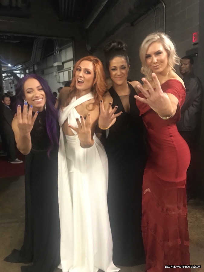 BeckyLynchWWE-0982482195163107328-20180406_235623-img3.jpg