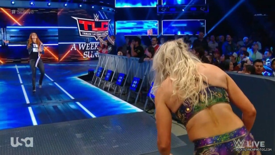 BeckyLynchWWE-1070161891316494337-20181204_214412-img1.jpg