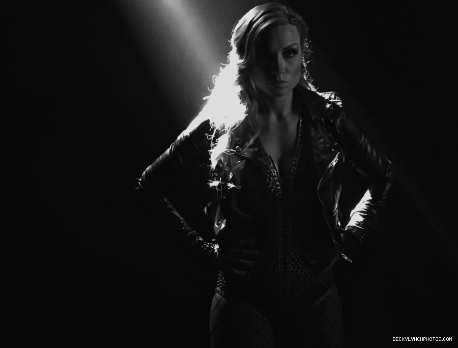 BeckyLynchWWE-1089601772497321984-20190127_131121-img1.jpg