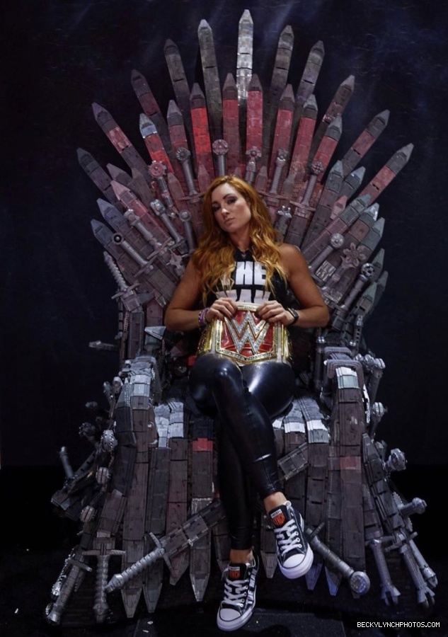 BeckyLynchWWE-1152330120960585731-20190719_163124-img1.jpg