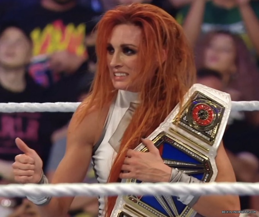 BeckyLynchWWE-1442692988170391553-20210927_222946-img1.jpg