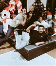 BeckyLynchWWE-0541436286046064640-20141206_213724-img1.jpg