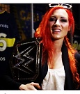 BeckyLynchWWE-0926578265346772999-20171103_173408-img1.jpg