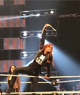 BeckyLynchWWE-1067590532619210752-20181127_192632-img1.jpg