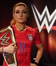 BeckyLynchWWE-1141760773028368385-20190620_123235-img1.jpg