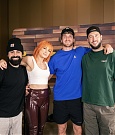 BeckyLynchWWE-1511452952757743625-20220405_161720-img1.jpg