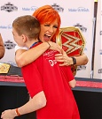BeckyLynchWWE-1520115360279810051-20220429_135838-img1.jpg
