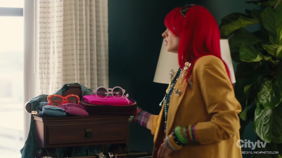 Young_Rock_S03E12_1080p_HEVC_x265-MeGusta_mkv_000714088.jpg