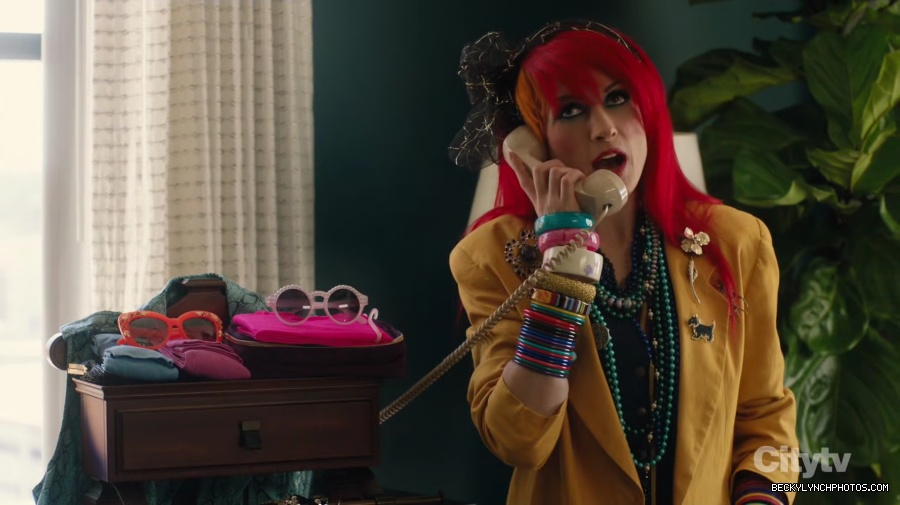 Young_Rock_S03E12_1080p_HEVC_x265-MeGusta_mkv_000716216.jpg