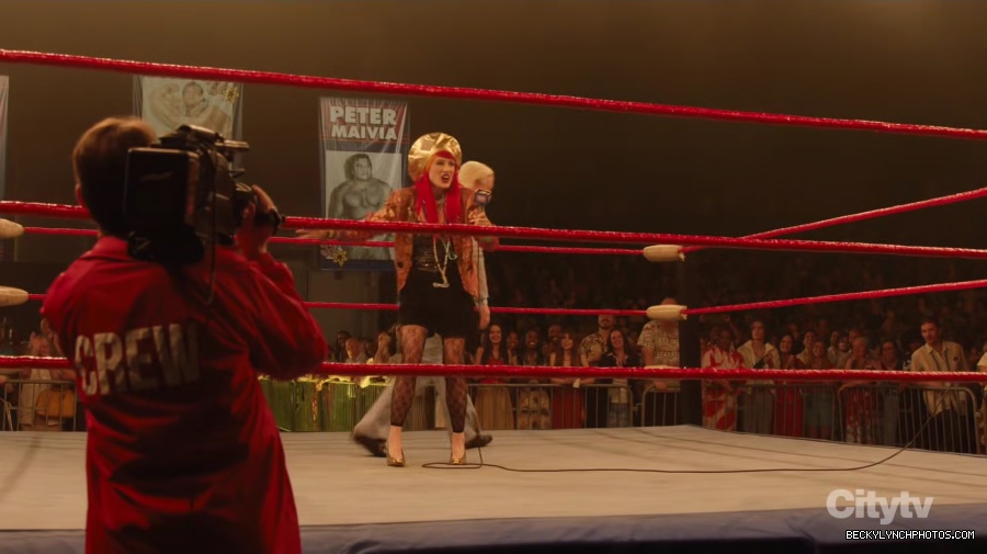 Young_Rock_S03E12_1080p_HEVC_x265-MeGusta_mkv_000888679.jpg
