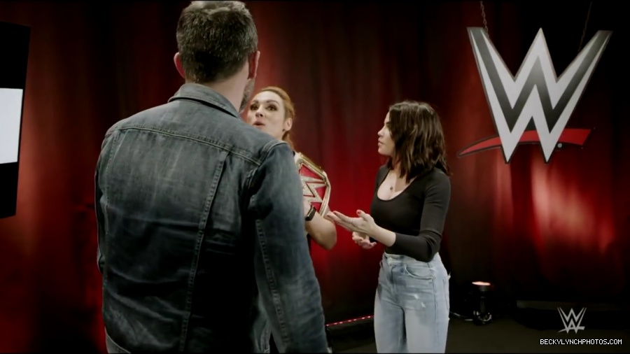 Jenna_Dewan_and_Steve_Kazee_meet_Becky_Lynch__WWE_Exclusive2C_June_232C_2019_mp42790.jpg