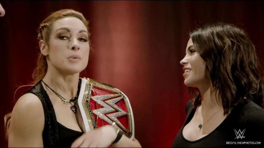 Jenna_Dewan_and_Steve_Kazee_meet_Becky_Lynch__WWE_Exclusive2C_June_232C_2019_mp42801.jpg