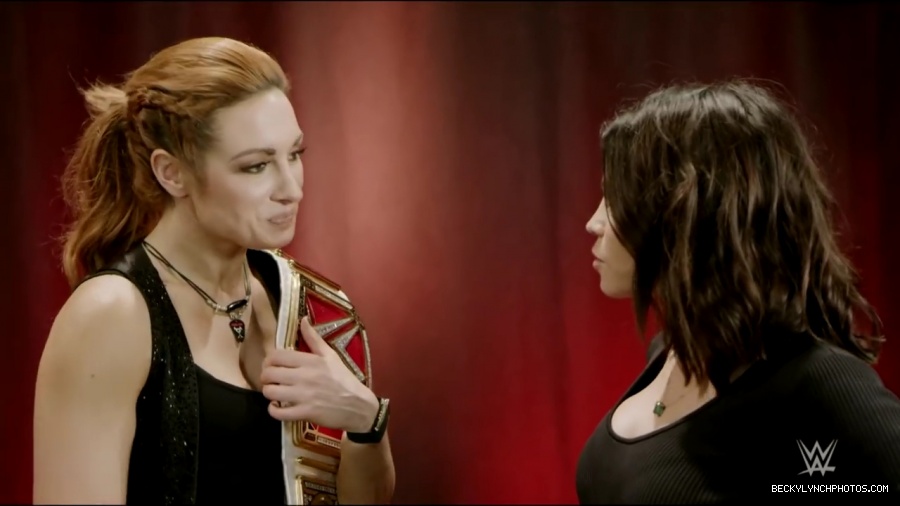 Jenna_Dewan_and_Steve_Kazee_meet_Becky_Lynch__WWE_Exclusive2C_June_232C_2019_mp42825.jpg