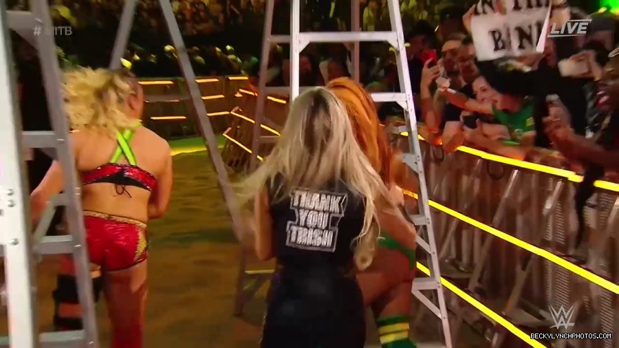 Womens_MITB_mp40158.jpg