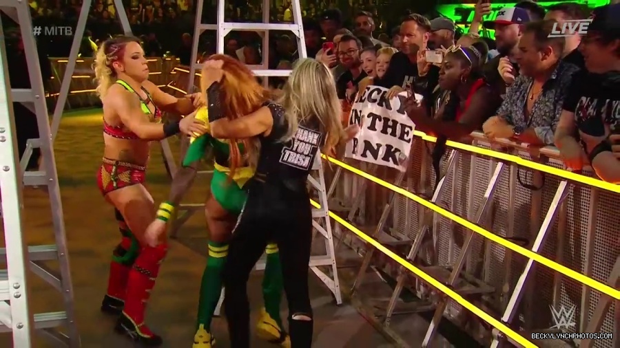 Womens_MITB_mp40161.jpg