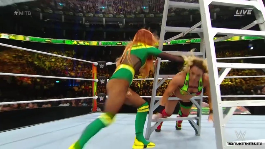 Womens_MITB_mp40446.jpg