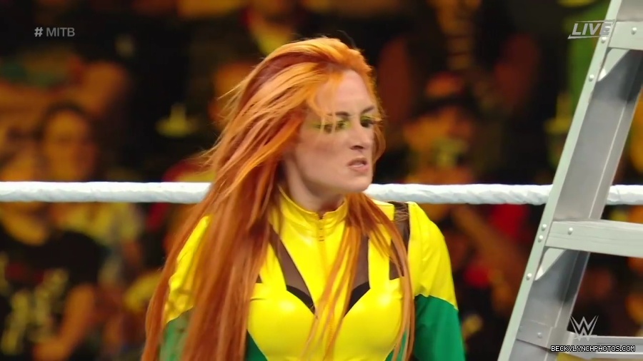 Womens_MITB_mp40454.jpg
