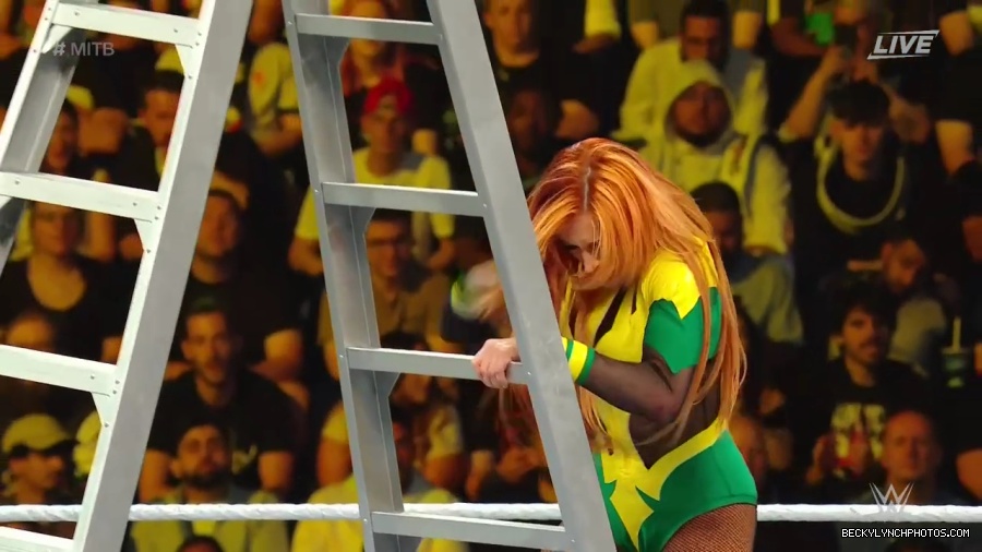Womens_MITB_mp40465.jpg