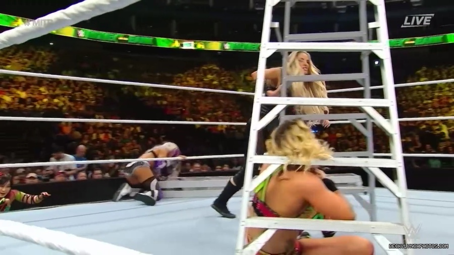 Womens_MITB_mp40492.jpg