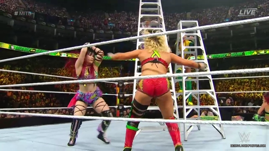Womens_MITB_mp40562.jpg