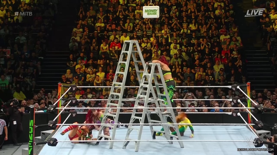 Womens_MITB_mp40576.jpg