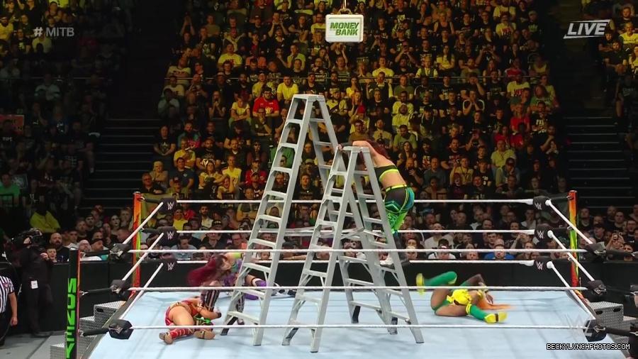 Womens_MITB_mp40577.jpg