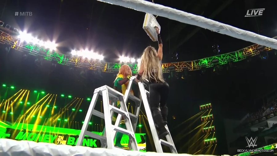 Womens_MITB_mp40677.jpg