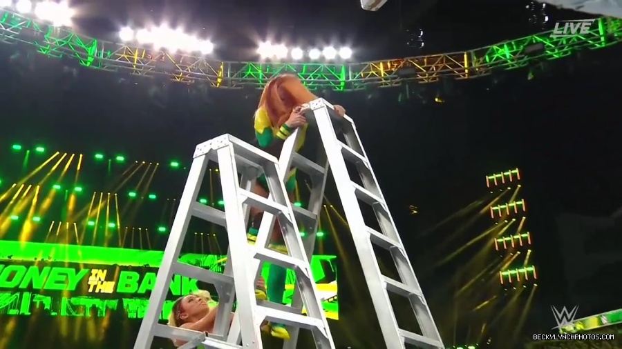 Womens_MITB_mp40700.jpg