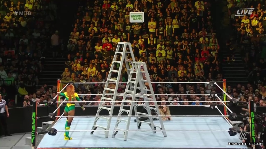 Womens_MITB_mp40709.jpg