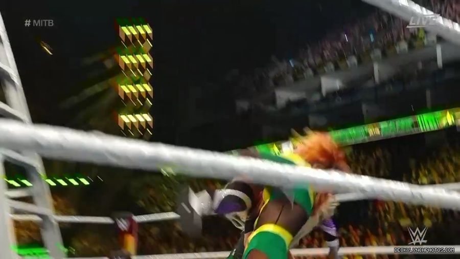 Womens_MITB_mp40715.jpg