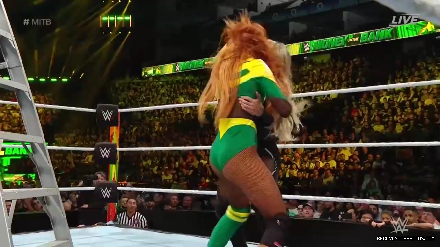 Womens_MITB_mp40764.jpg