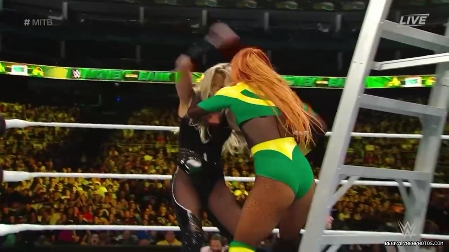 Womens_MITB_mp40766.jpg