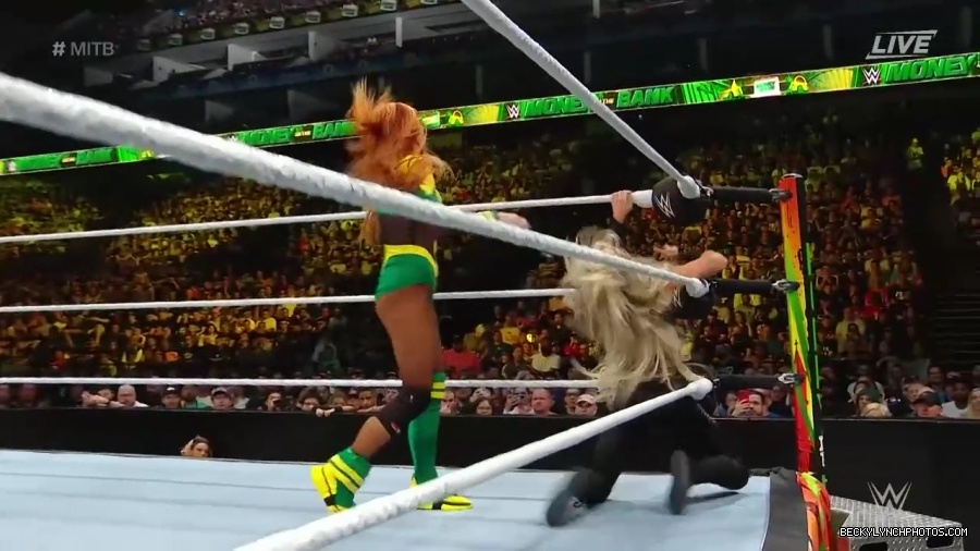 Womens_MITB_mp40769.jpg
