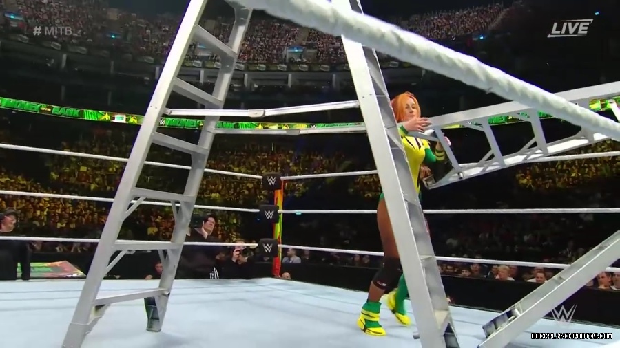 Womens_MITB_mp40775.jpg