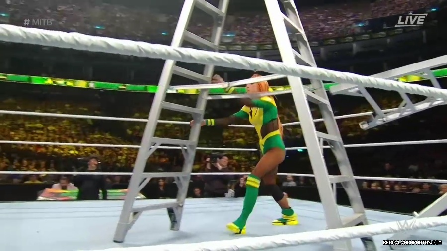 Womens_MITB_mp40776.jpg