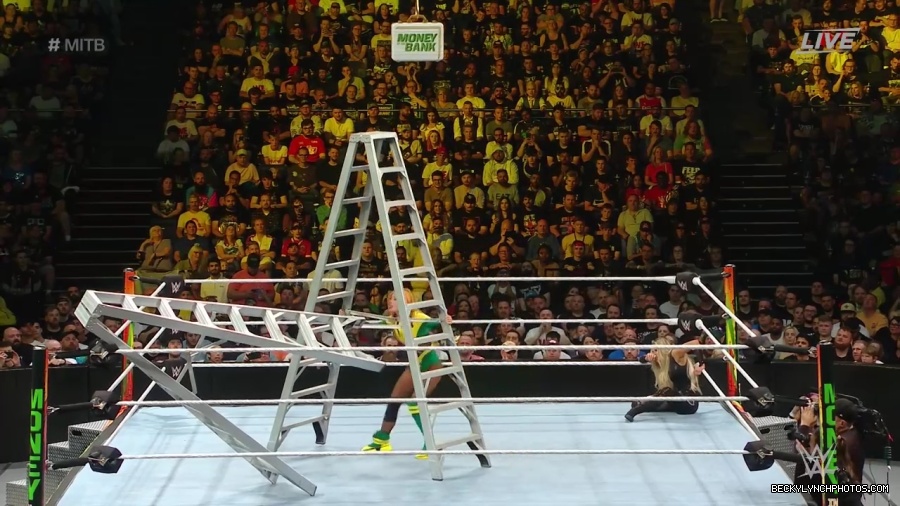 Womens_MITB_mp40781.jpg