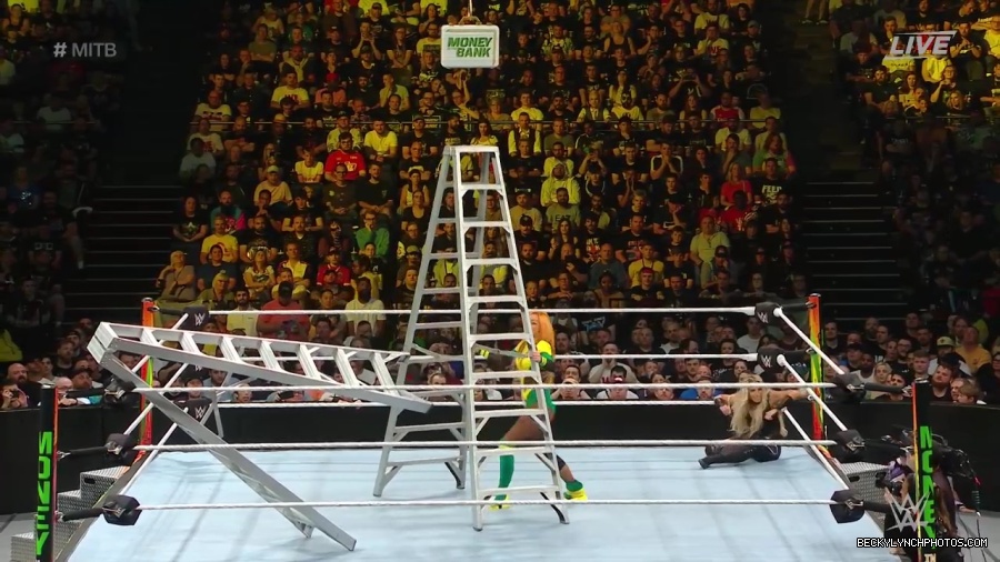 Womens_MITB_mp40782.jpg