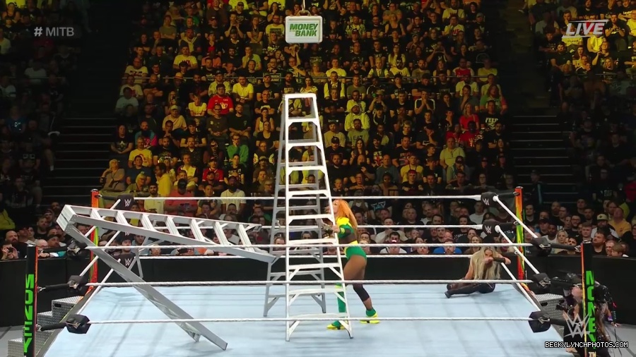 Womens_MITB_mp40783.jpg
