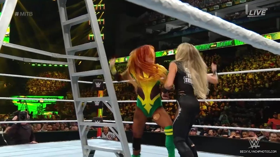 Womens_MITB_mp40793.jpg