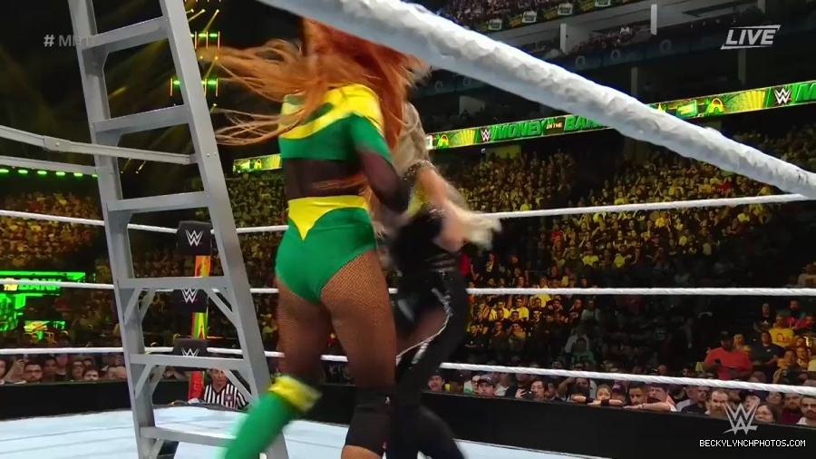 Womens_MITB_mp40794.jpg