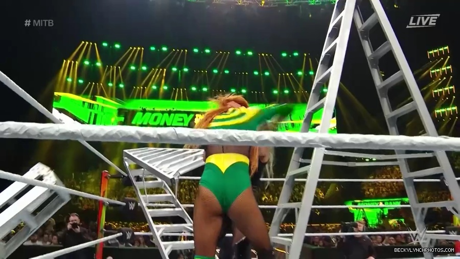 Womens_MITB_mp40796.jpg