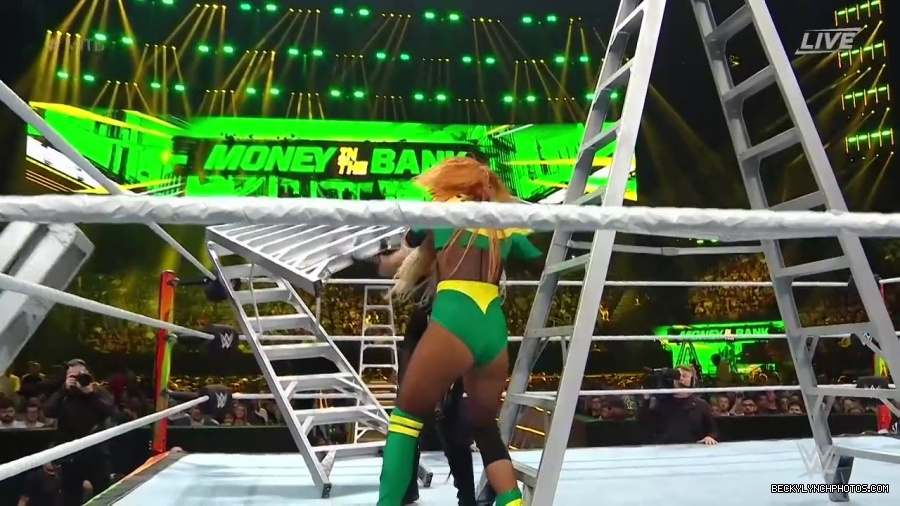 Womens_MITB_mp40797.jpg