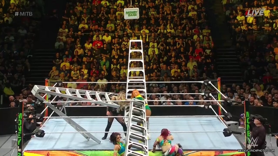 Womens_MITB_mp40798.jpg