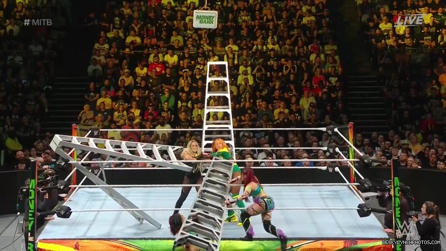 Womens_MITB_mp40799.jpg