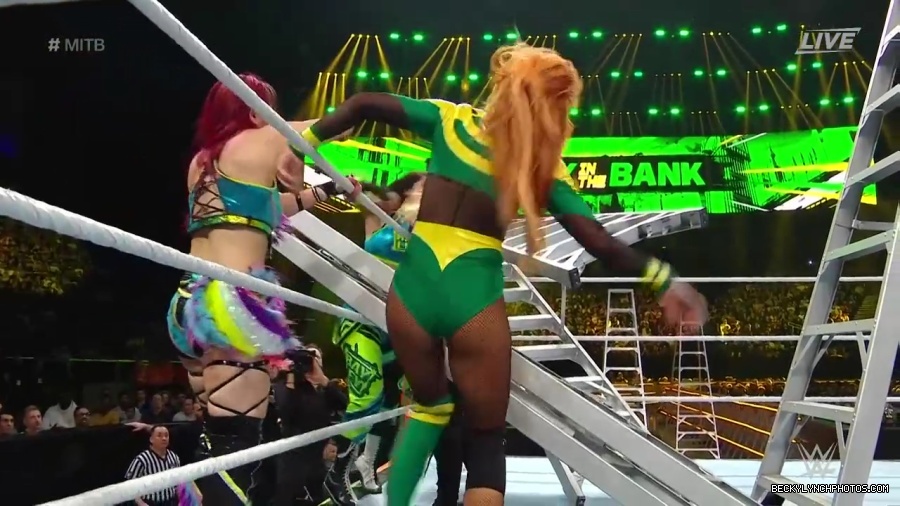 Womens_MITB_mp40803.jpg